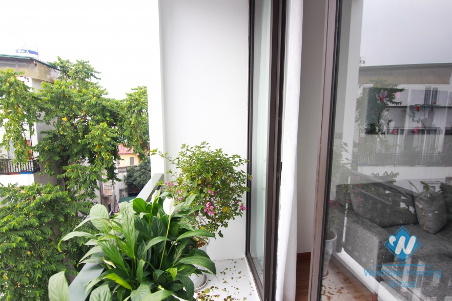 Modern , serrviced apartment for rent on Lieu Giai, Ba Dinh